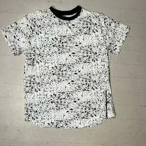 The Rolling Paper Brand Skater Punk White W/ Black Spotted Splatter Mens Size: L